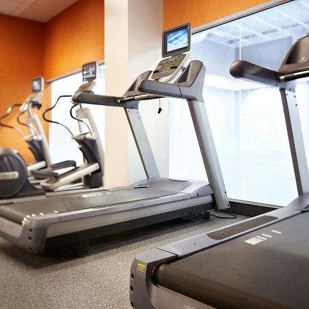 Delta Hotels By Marriott Fredericton Bagian luar foto
