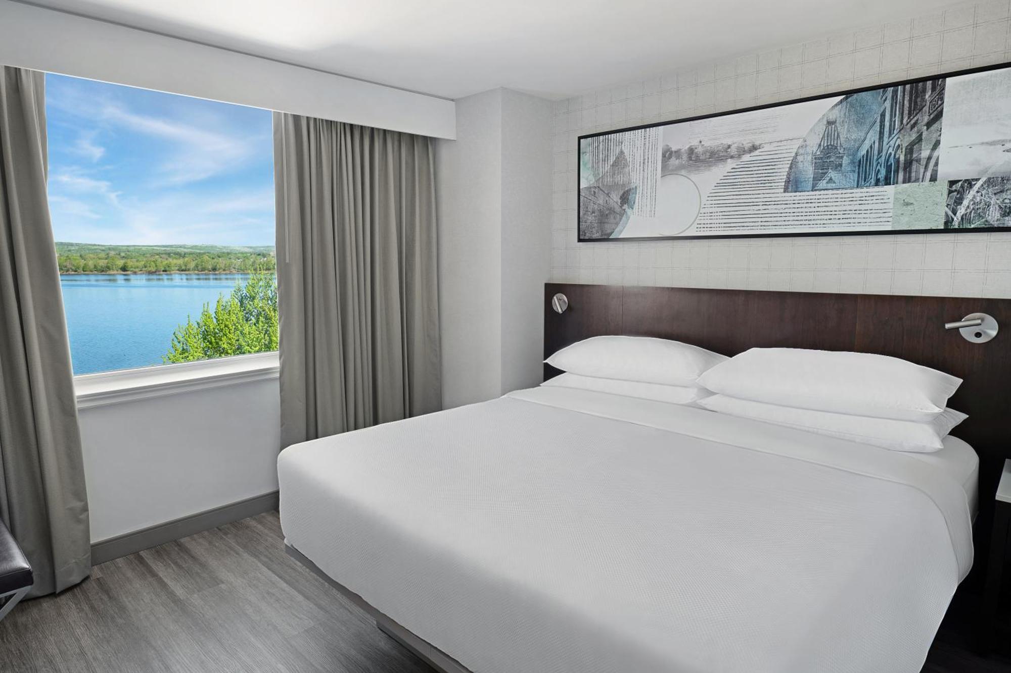 Delta Hotels By Marriott Fredericton Bagian luar foto