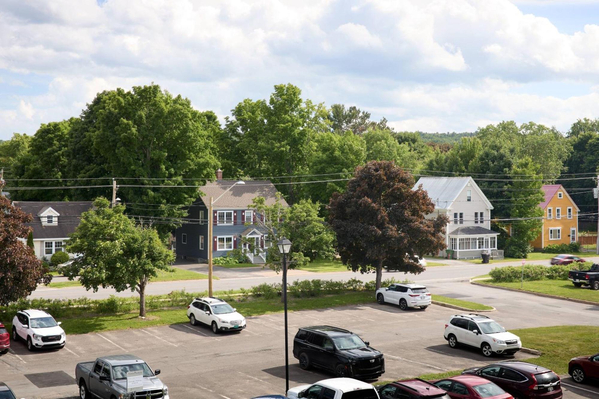 Delta Hotels By Marriott Fredericton Bagian luar foto